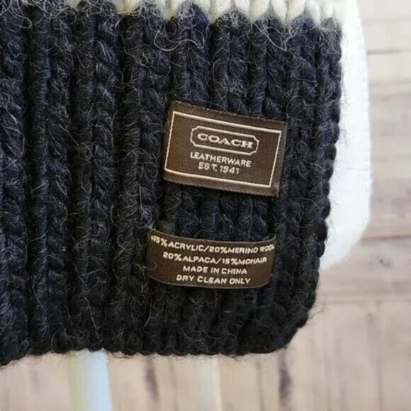 Coach Winter Scarf - Picture 2 of 2